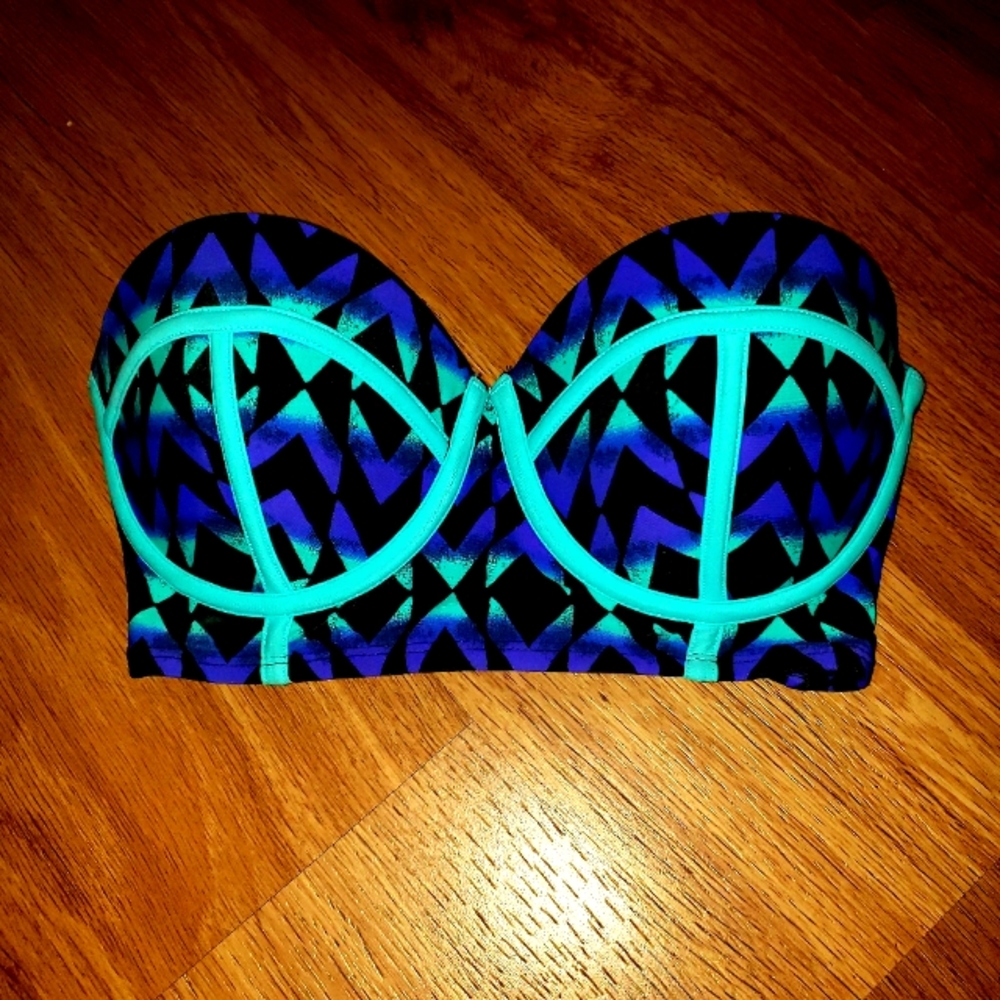 Swim suit top